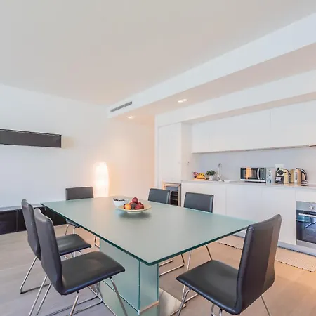 Elite Retreat - With Pool And Parking By Rent